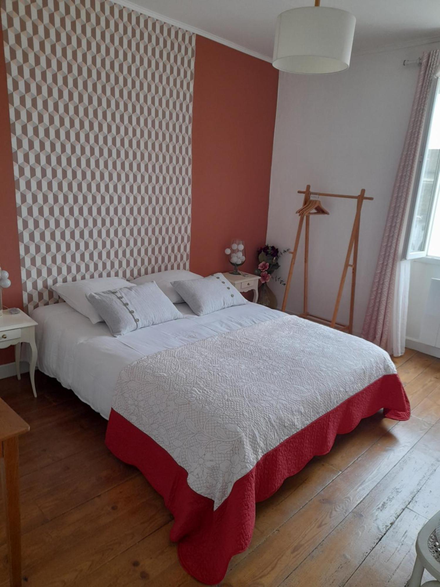 Les Hirondelles Bed and Breakfast Puyoo Exteriör bild